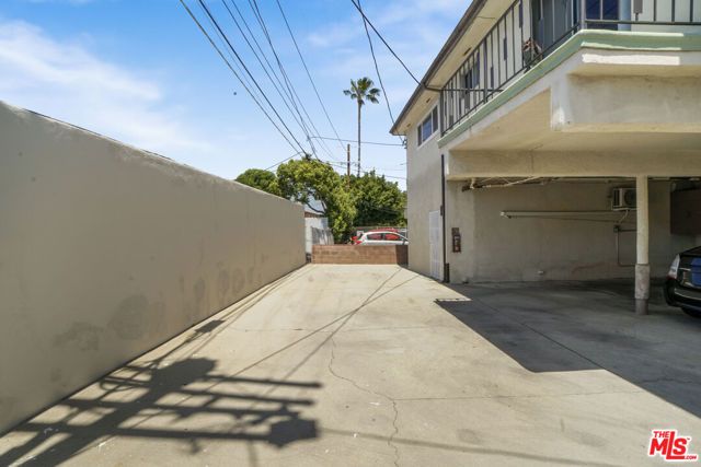 1217 S Orange Grove Avenue, Los Angeles, CA 90019