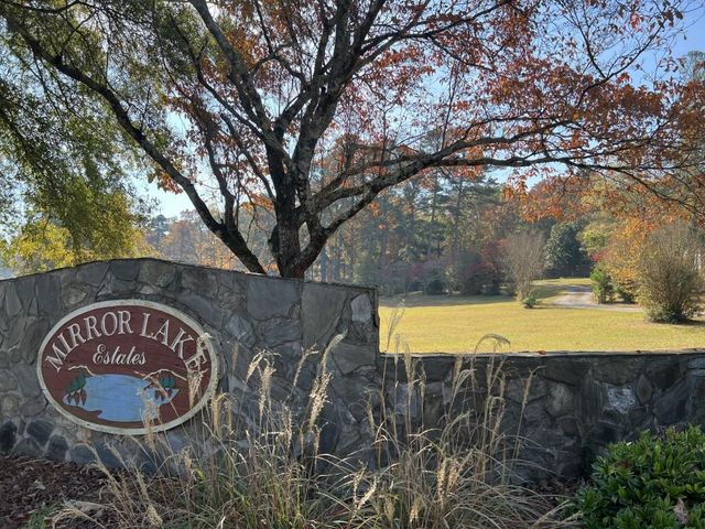 4814 MIRROR LAKE Drive, Powder Springs, GA 30127