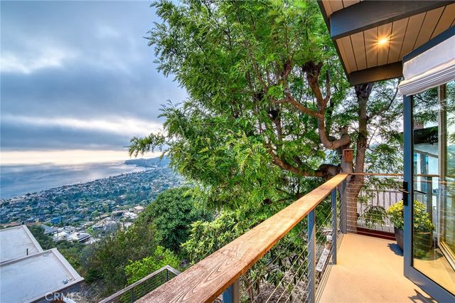 1029 Baja Street, Laguna Beach, CA 92651