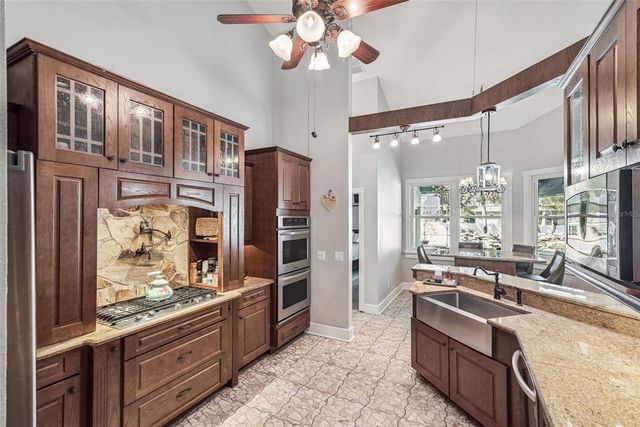 726 S LAKE CLAIRE CIRCLE, Oviedo, FL 32765