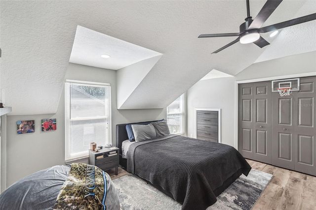 726 S LAKE CLAIRE CIRCLE, Oviedo, FL 32765