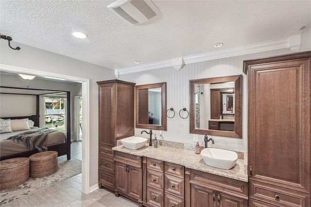 726 S LAKE CLAIRE CIRCLE, Oviedo, FL 32765