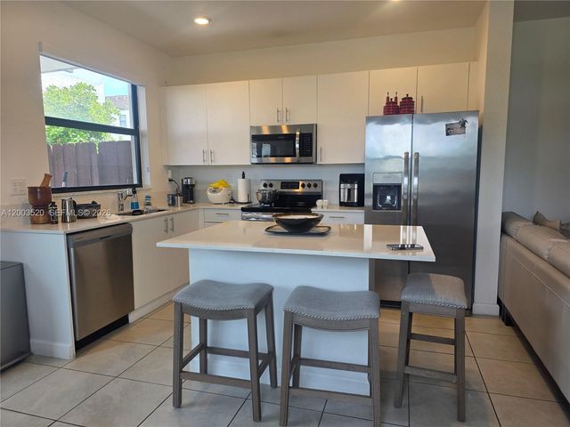 23231 SW 129th Path 0, Homestead, FL 33170