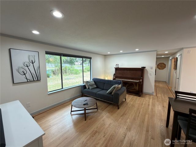 826 N Beech Street, Port Angeles, WA 98362