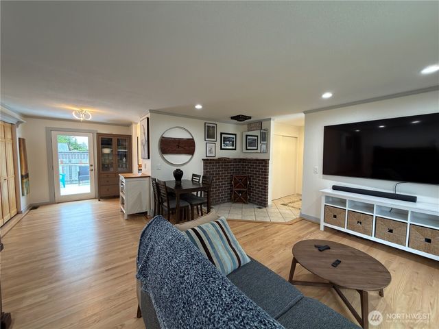 826 N Beech Street, Port Angeles, WA 98362