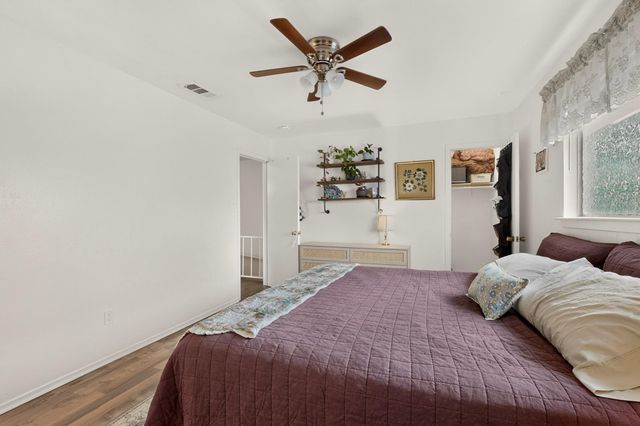 2613 Ektom DR C, Austin, TX 78745