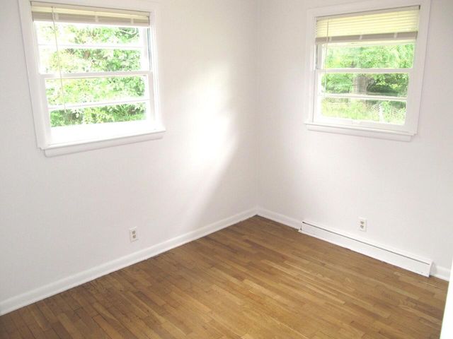 1021 Avondale Circle, Kalamazoo Twp, MI 49048