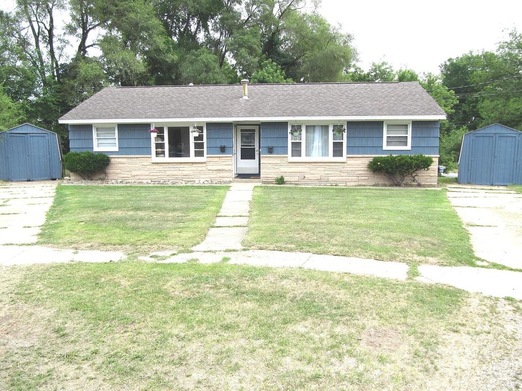 1021 Avondale Circle, Kalamazoo Twp, MI 49048