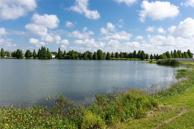 2504 LADOGA DRIVE, Lakeland, FL 33805
