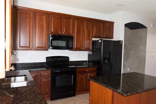 2504 LADOGA DRIVE, Lakeland, FL 33805