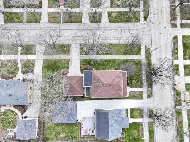 108 Lake COURT, Sheboygan, WI 53081