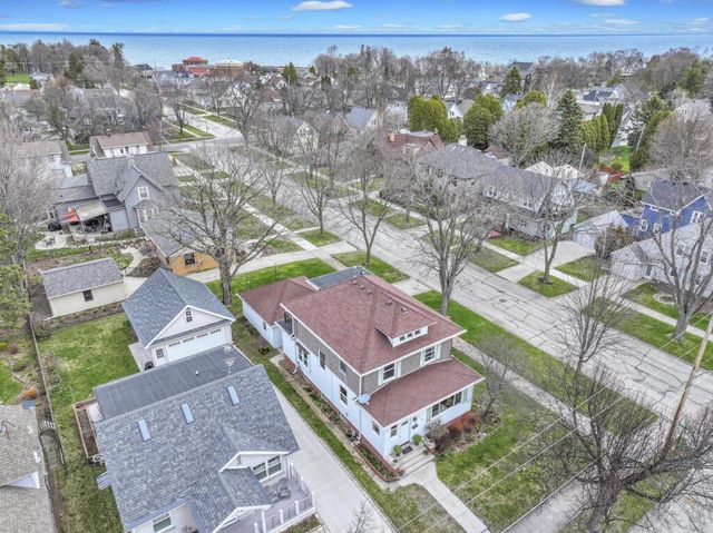 108 Lake COURT, Sheboygan, WI 53081