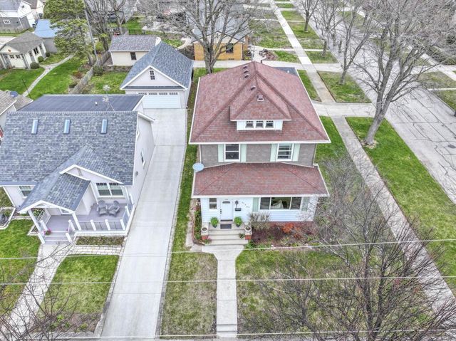 108 Lake COURT, Sheboygan, WI 53081