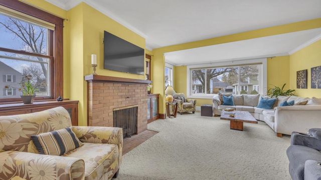 108 Lake COURT, Sheboygan, WI 53081