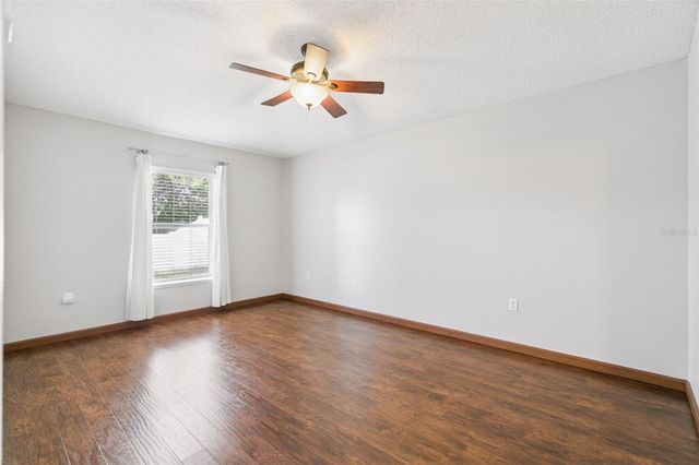 5230 SILVER THISTLE LANE, St Cloud, FL 34772