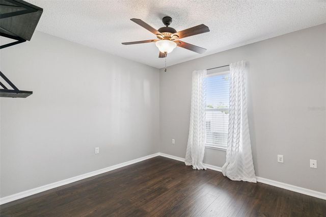 5230 SILVER THISTLE LANE, St Cloud, FL 34772