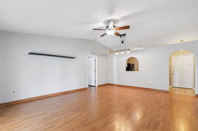 5230 SILVER THISTLE LANE, St Cloud, FL 34772