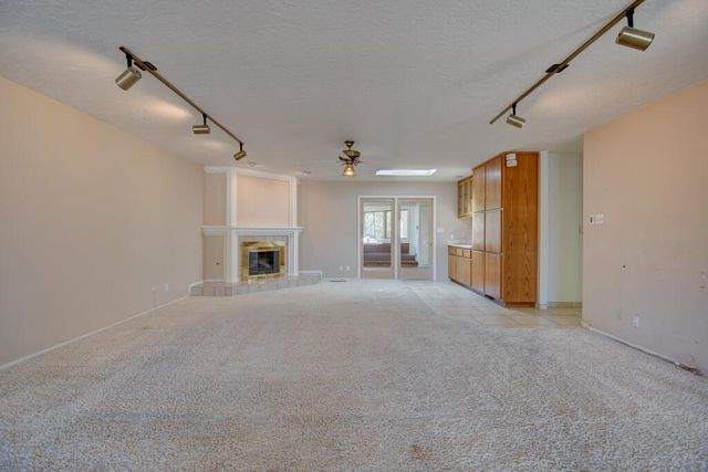 9301 Camino Del Sol NE, Albuquerque, NM 87111
