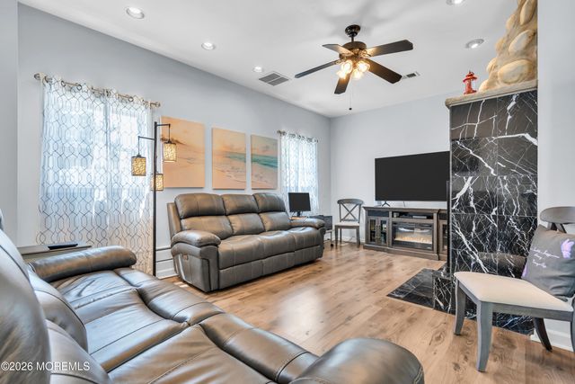 421 Leanora Street, Brick, NJ 08723