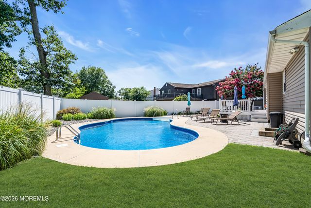 421 Leanora Street, Brick, NJ 08723