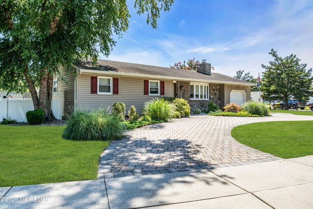 421 Leanora Street, Brick, NJ 08723