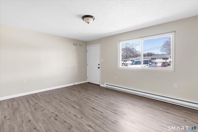 461 Spring Street 9E, Naugatuck, CT 06770