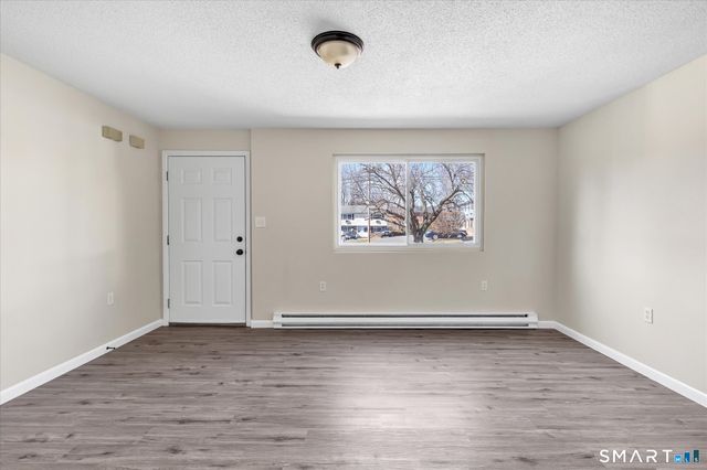 461 Spring Street 9E, Naugatuck, CT 06770