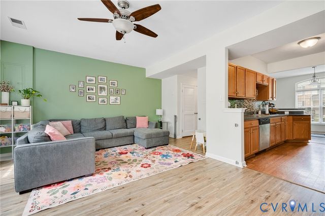 807 Sweet Tessa Dr, Ashland, VA 23005