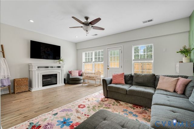 807 Sweet Tessa Dr, Ashland, VA 23005