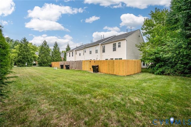807 Sweet Tessa Dr, Ashland, VA 23005