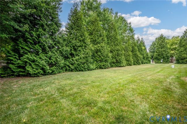 807 Sweet Tessa Dr, Ashland, VA 23005