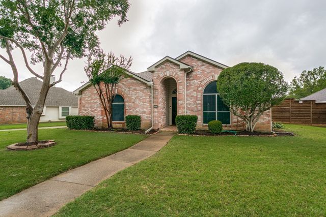 2066 Heather Glen Drive, Lewisville, TX 75067