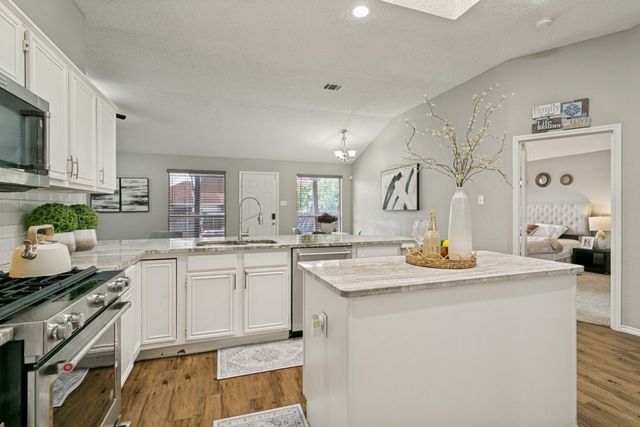 2066 Heather Glen Drive, Lewisville, TX 75067