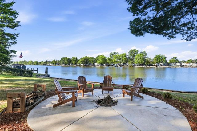 9669 River Pines LANE, Fremont, WI 54940