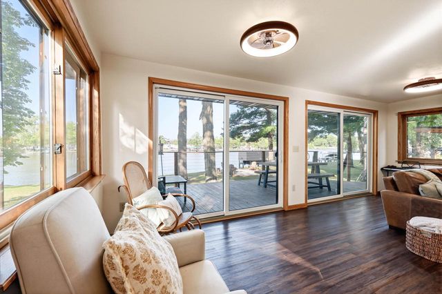 9669 River Pines LANE, Fremont, WI 54940