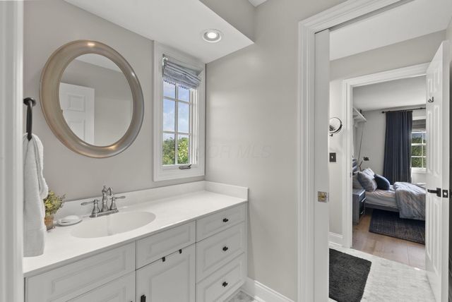 6045 Teasel Drive, Westerville, OH 43082