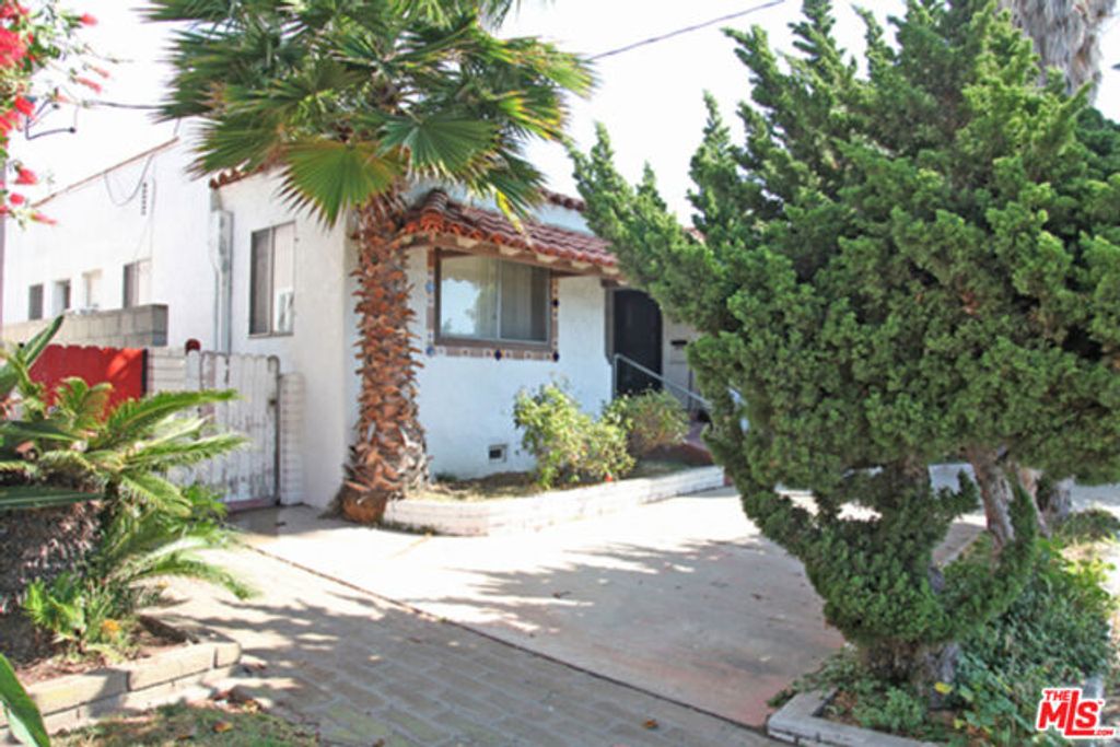 2901 E 15th Street, Long Beach, CA 90804