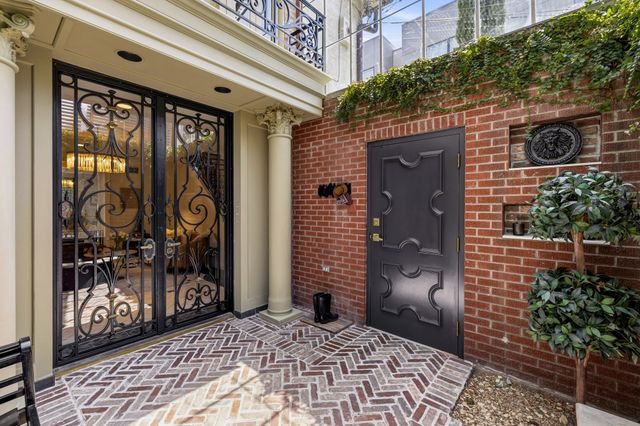 4228 N Hall Street, Dallas, TX 75219