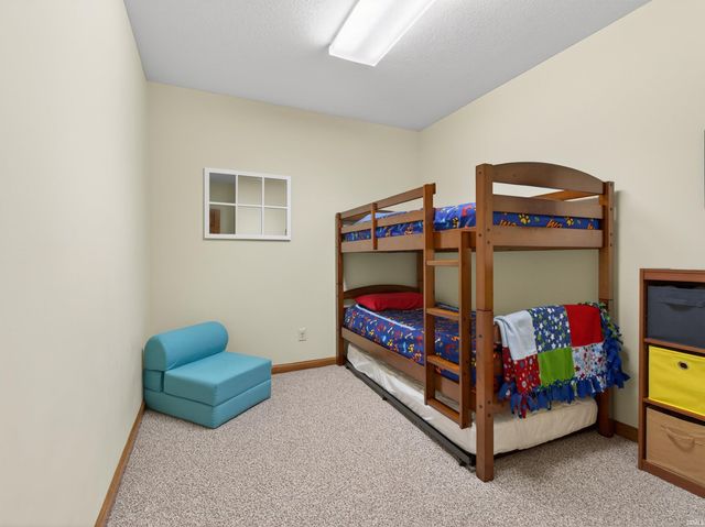 12306 Goldeneyes Court, Fort Wayne, IN 46845