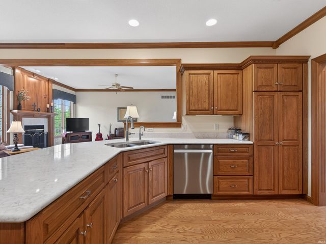 12306 Goldeneyes Court, Fort Wayne, IN 46845