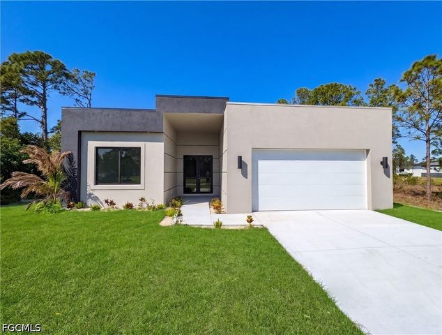 728 Crestline AVE S, Lehigh Acres, FL 33974