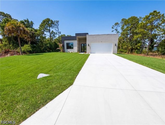 728 Crestline AVE S, Lehigh Acres, FL 33974