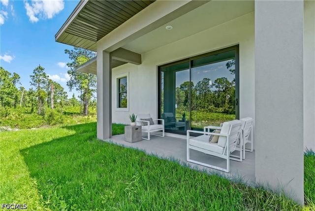 728 Crestline AVE S, Lehigh Acres, FL 33974