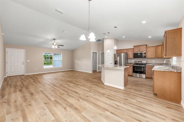 8955 SW 139TH STREET, Ocala, FL 34473