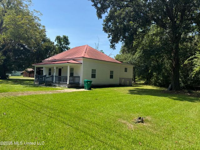 6209 Elder Ferry Road, Moss Point, MS 39563