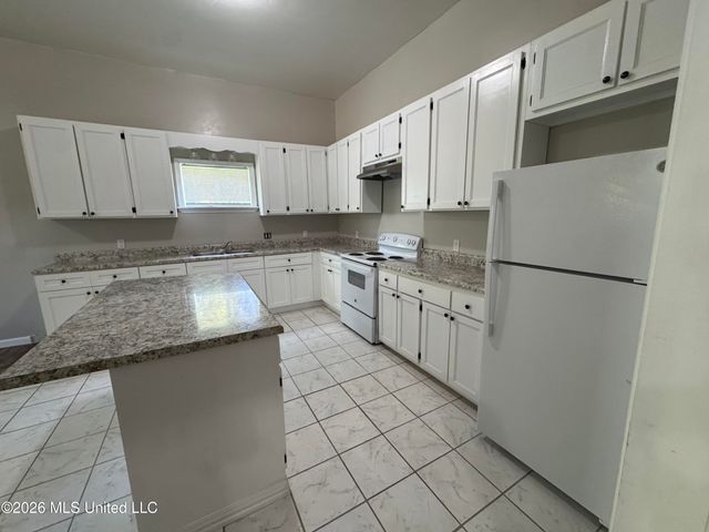 6209 Elder Ferry Road, Moss Point, MS 39563