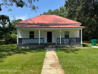 6209 Elder Ferry Road, Moss Point, MS 39563