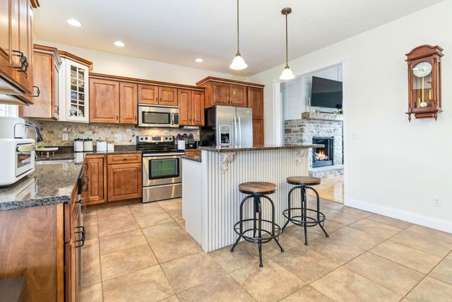 207 Remington Drive, Russell Springs, KY 42642