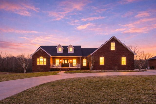 207 Remington Drive, Russell Springs, KY 42642