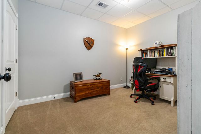 207 Remington Drive, Russell Springs, KY 42642